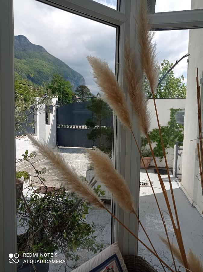 Villa Le Lac Cottage Au Bord Du Lac D'Annecy - Chambre Chez L'Habitant - Les Terrasses Du Lac Веріє-дю-Лак Екстер'єр фото