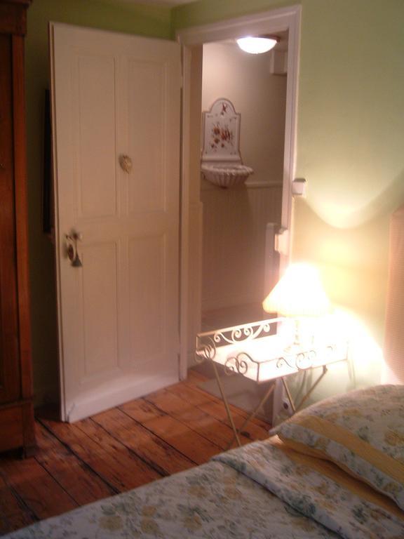 Villa Le Lac Cottage Au Bord Du Lac D'Annecy - Chambre Chez L'Habitant - Les Terrasses Du Lac Веріє-дю-Лак Екстер'єр фото